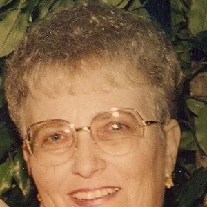 Meet your Posher, Dena